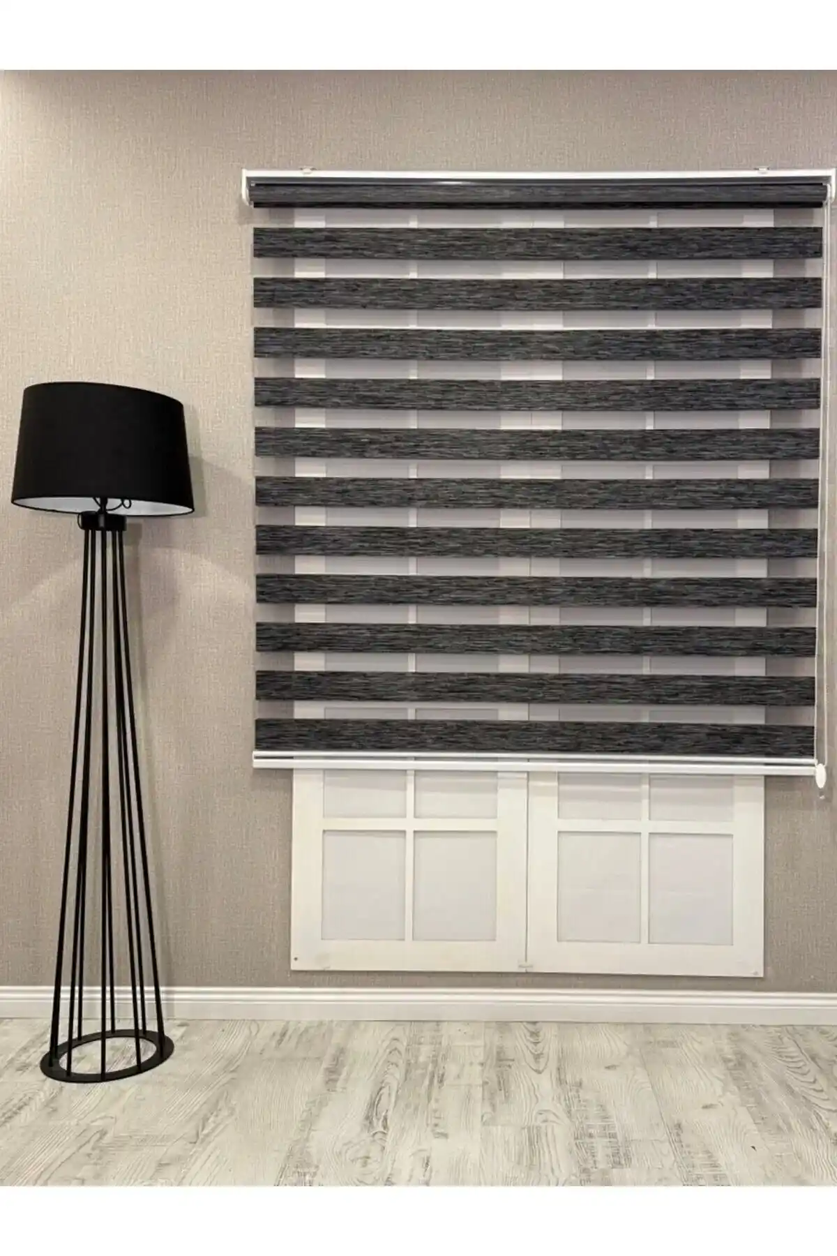 Gri Kırçıllı Bambu Zebra Perde: Modern ve Doğal Dekorasyon İçin Şık Bir Seçenek