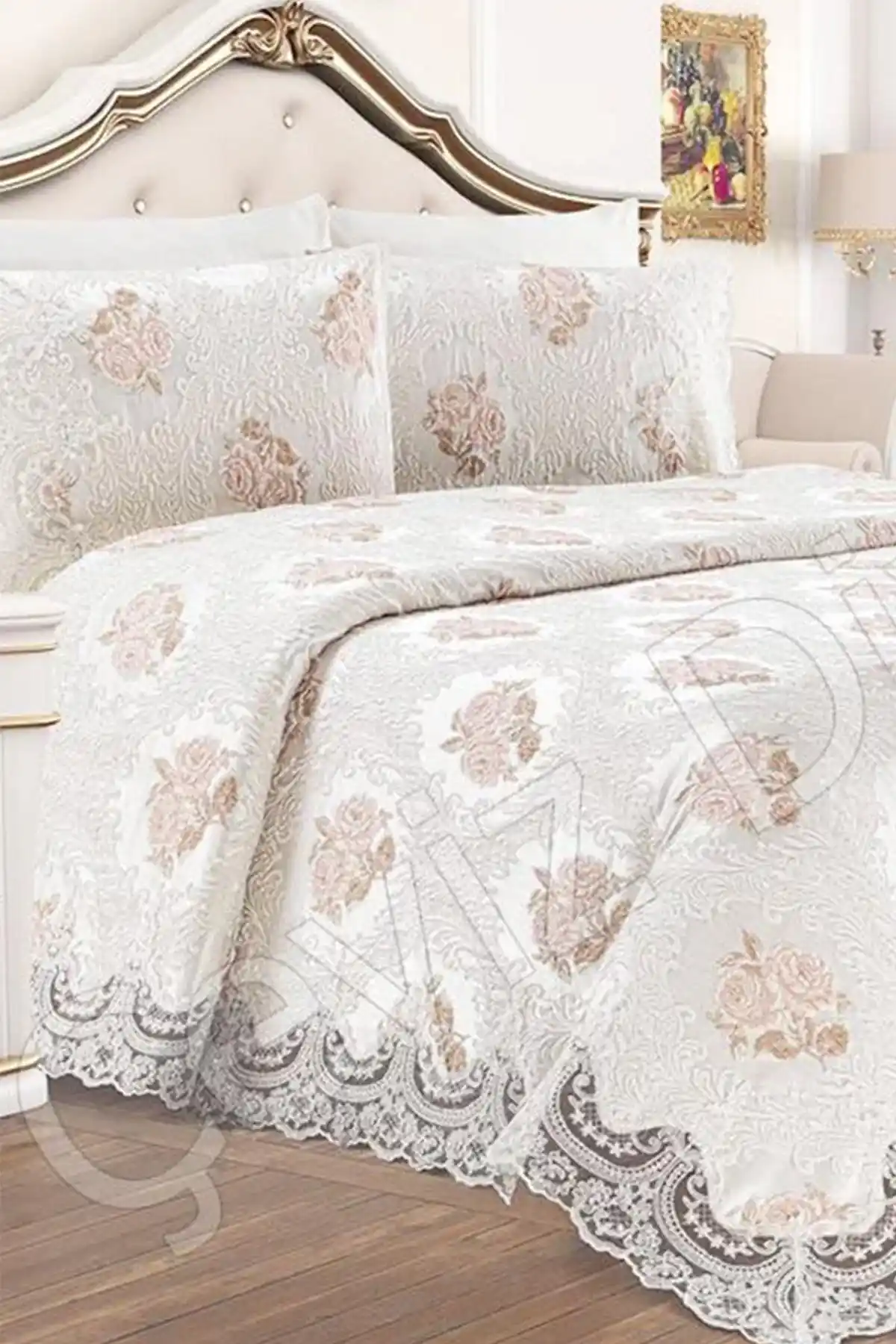 Güpürlü Pike Takımlarının Estetik ve Fonksiyonel Özellikleri ve Yatak Odası Dekorasyonuna Katkısı