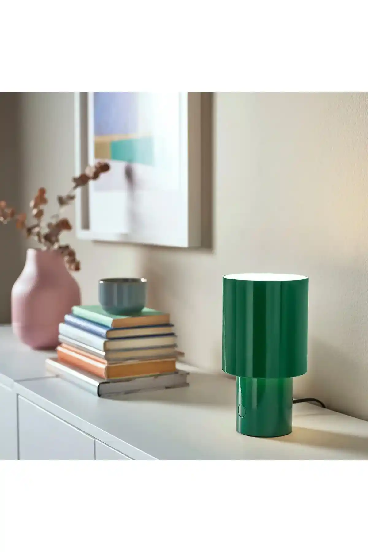 IKEA Masa Işıkları: Estetik ve Fonksiyonelliği Bir Arada Sunan Modern Çözümler