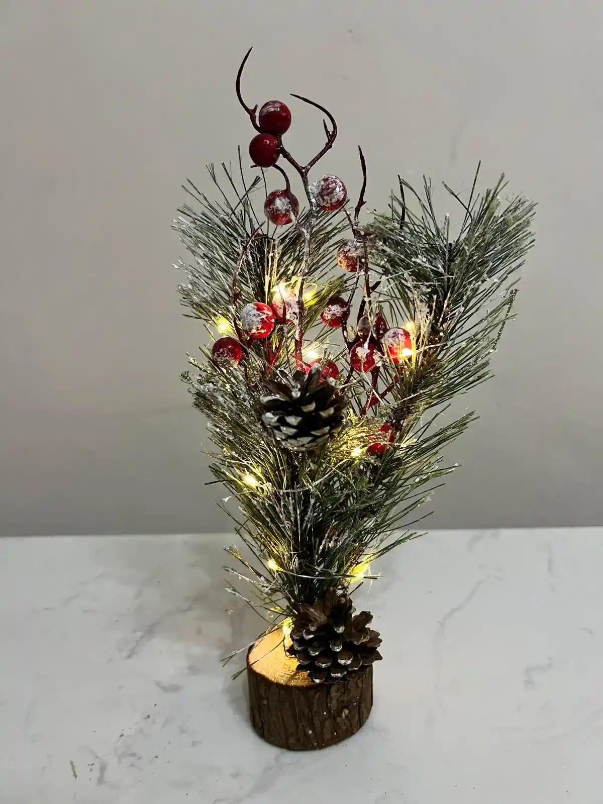 Işıklı Masa Süsleri ile Dekorasyonunuzu Geliştirin Modern ve Enerji Verimli Tasarımlar