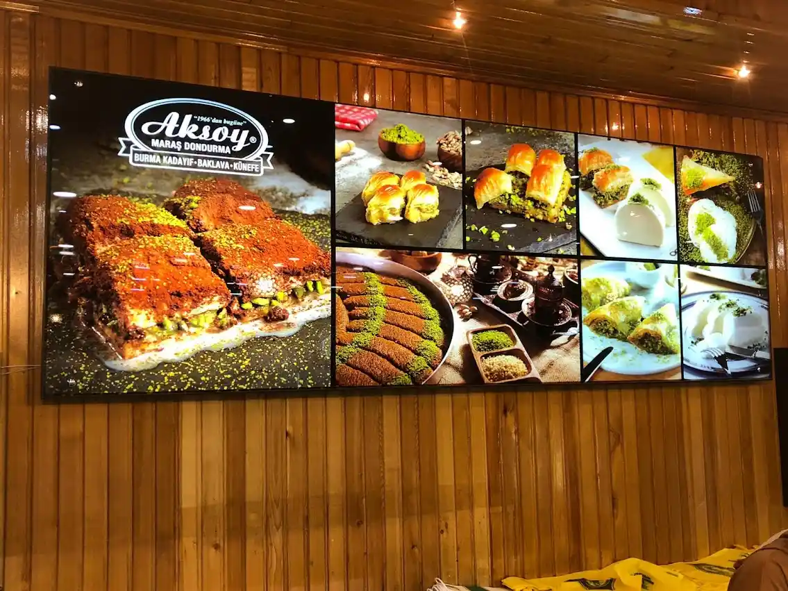 Işıklı Panolar: Modern Dekorasyonun Estetik ve Fonksiyonel Unsuru