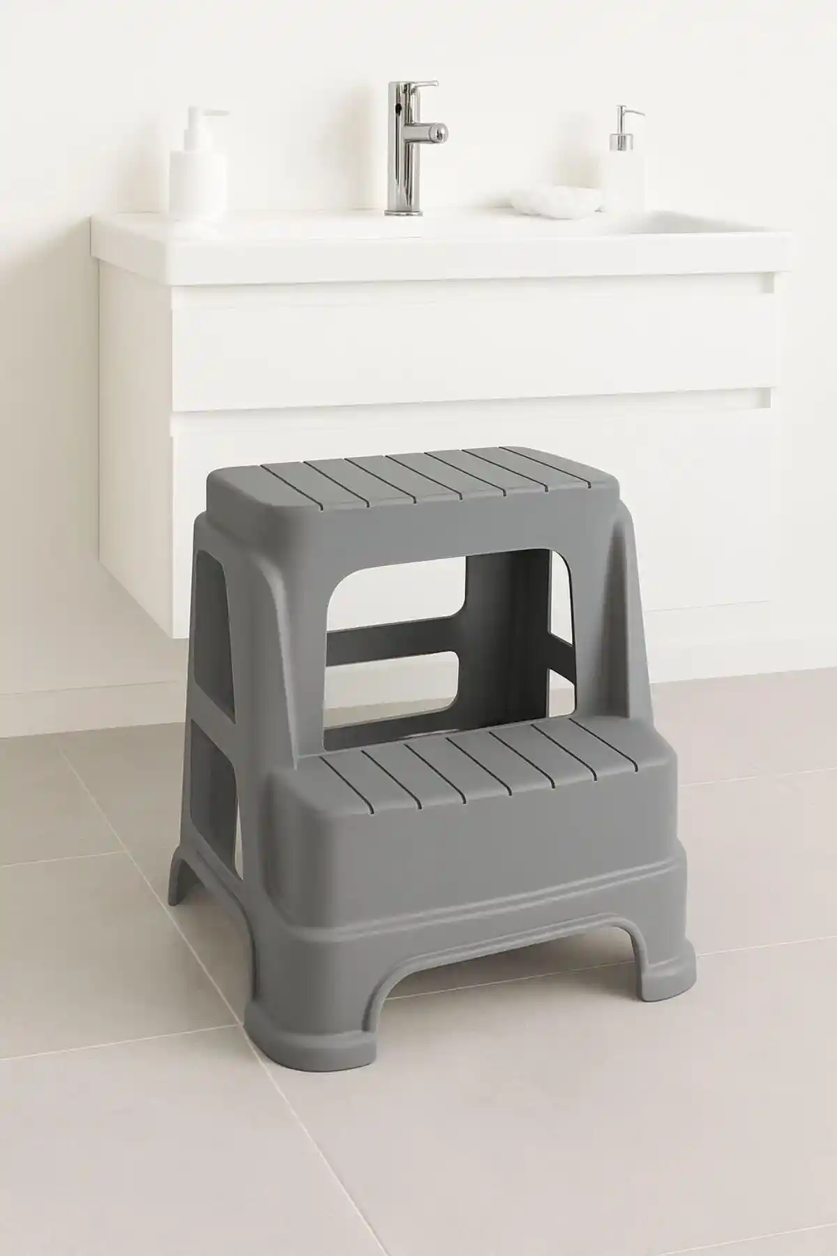 Lavabo Basamağı Seçimi ve Bakımı: Estetik ve Fonksiyonellik Rehberi