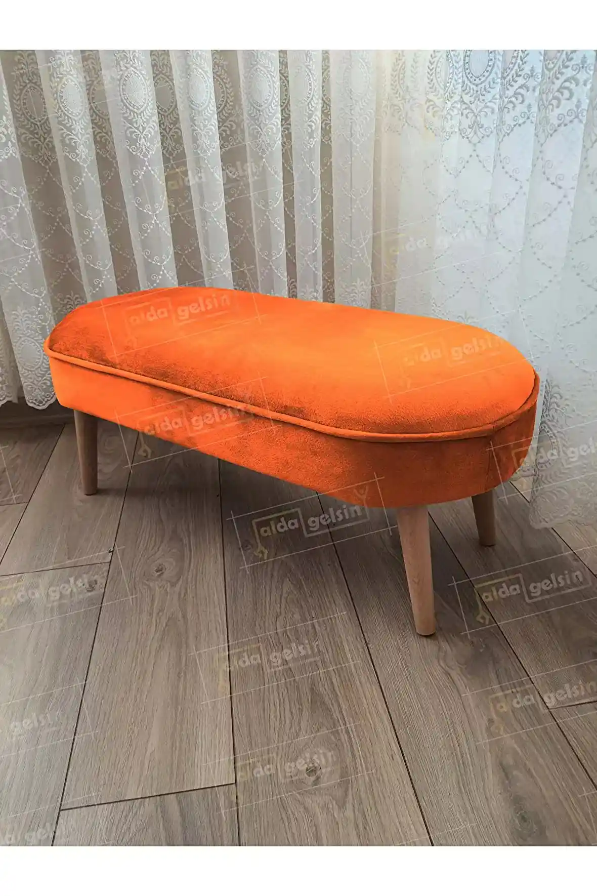 Oval Puf Modelleri: Modern Tasarımlar ve Kullanım Alanlarındaki Yenilikler