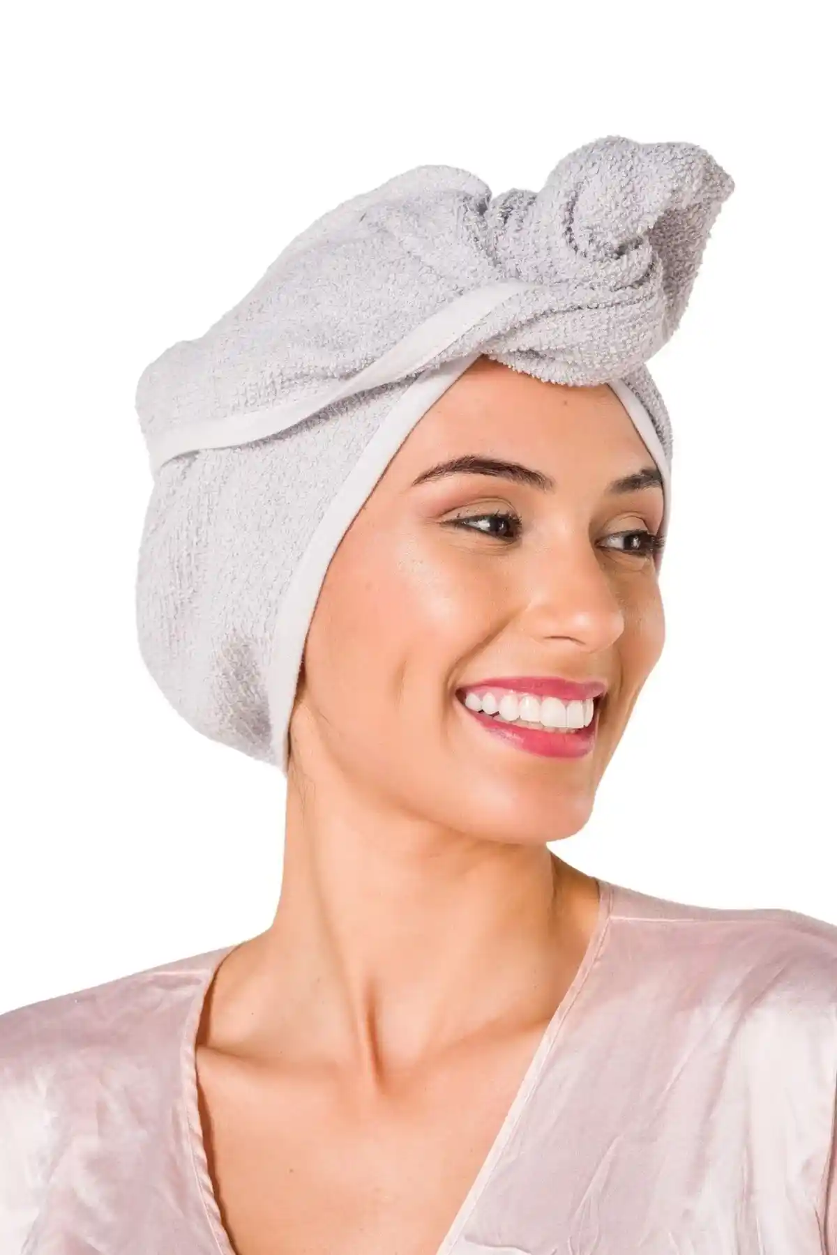 Pamuklu Saç Havluları: Doğal ve Sağlıklı Saç Bakımında Etkili Bir Aksesuar