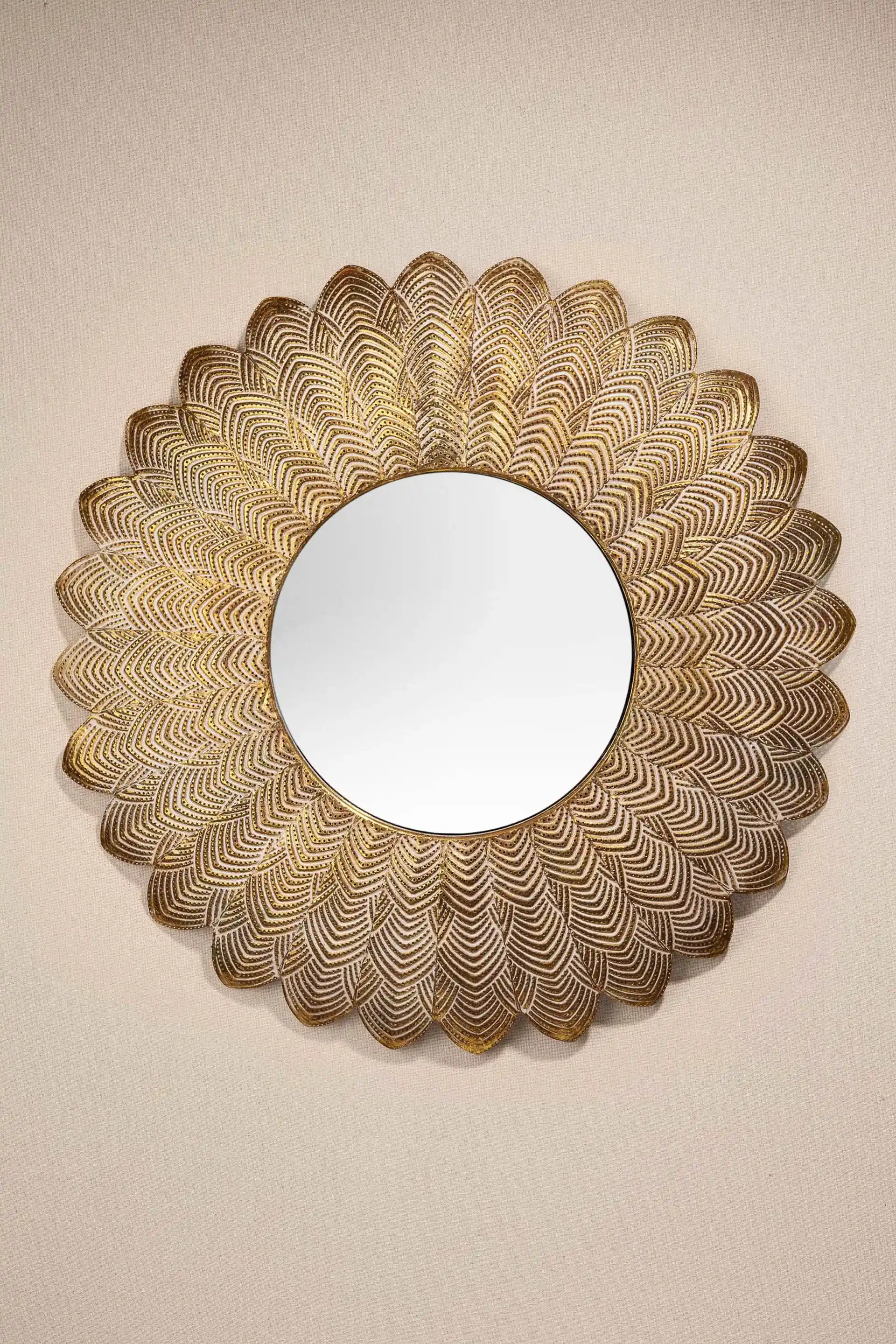 Paşabahçe Aynaları ile Ev Dekorasyonunda Zarif ve Fonksiyonel Dokunuşlar