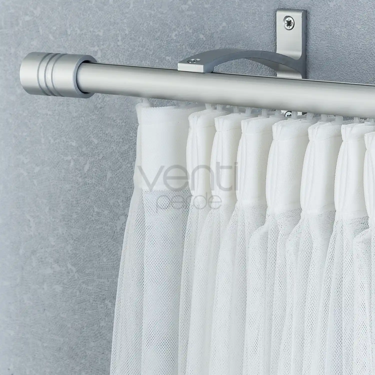 Perde Demiri Seçimi ve Kullanımı: Ev Dekorasyonunda İşlevsel ve Estetik Unsur