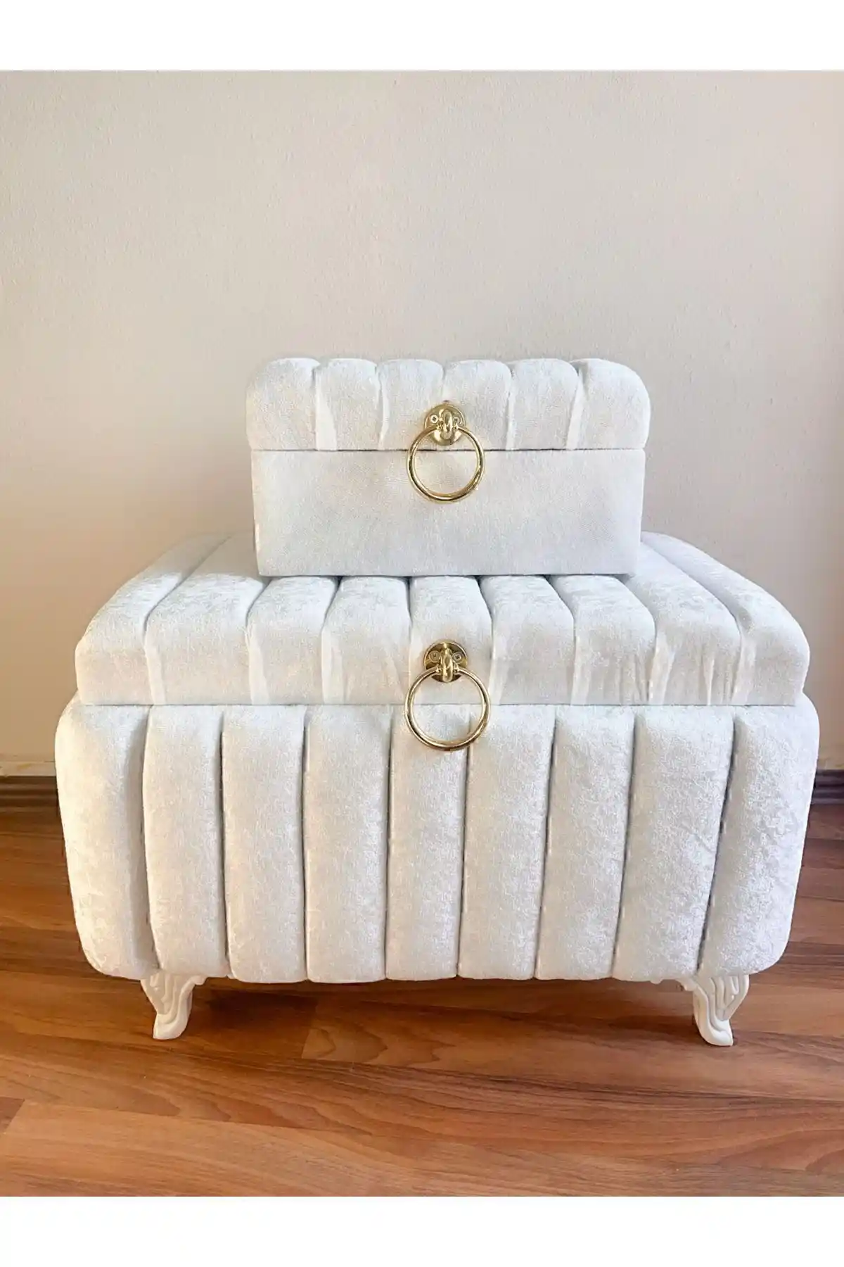 BERRAK ÇEYİZ ve Duru Çeyiz Sandıkları Karşılaştırması: Stil, Boyut ve Özellikler