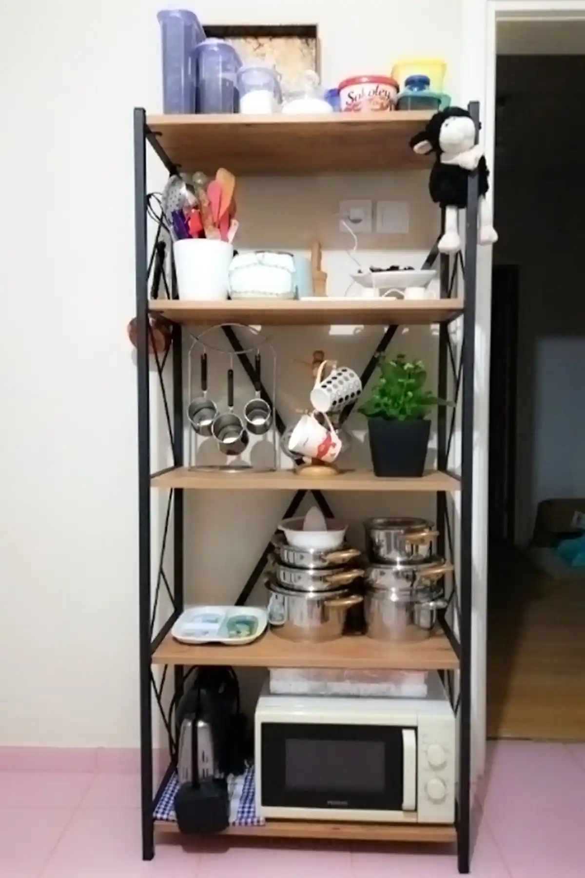 Morpanya Marse ve Oven Metal Mutfak Raflarının Karşılaştırması ve Kullanım İpuçları