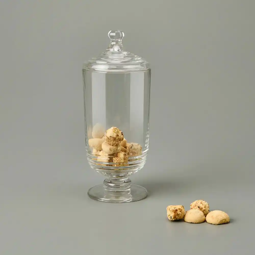 Ayaklı Kurabiye Kavanozlarıyla Mutfakta Şıklık ve Fonksiyonellik Sağlayın