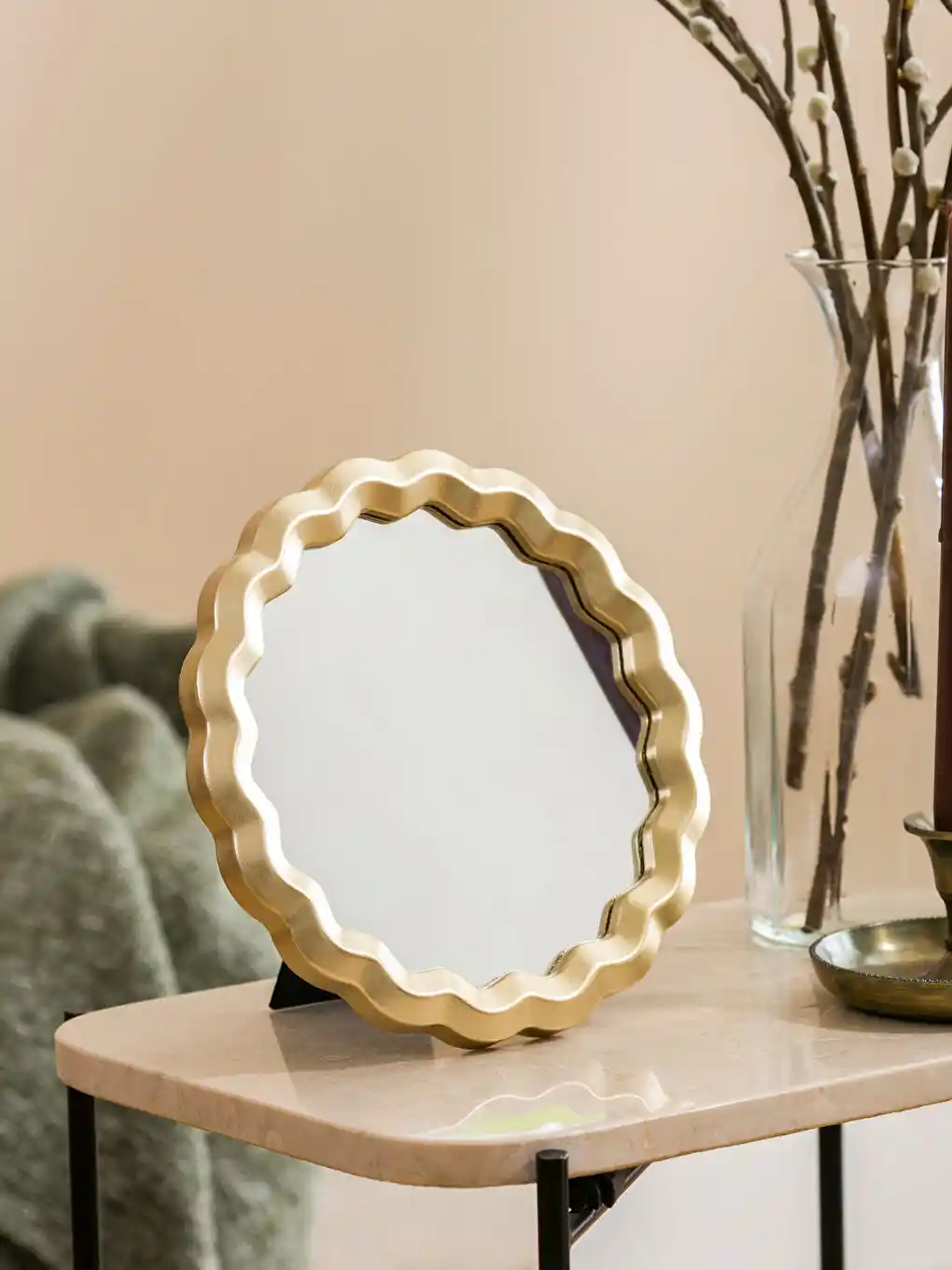 Ayna Dekorasyonunun Gücü ve Farklı Tarzlara Uygun Seçenekler