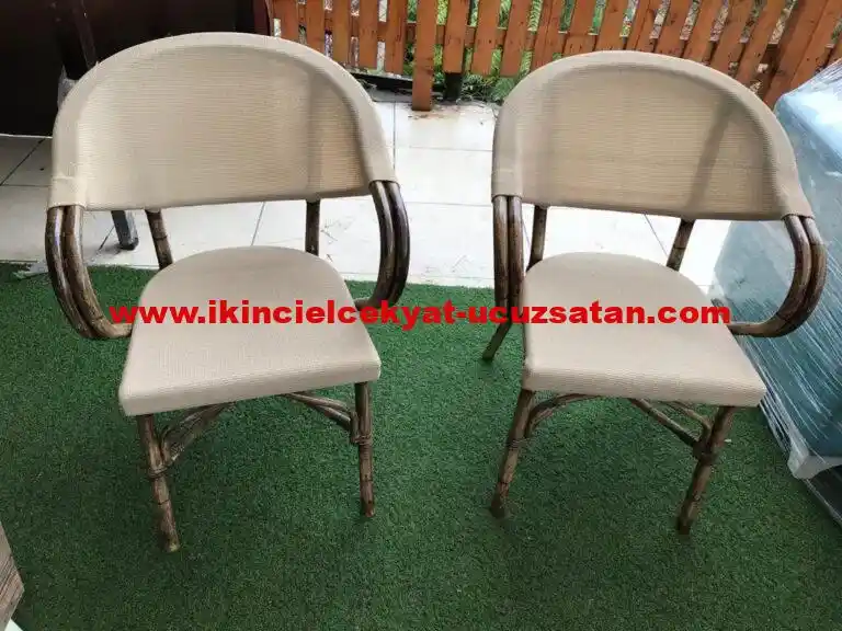 Bahçe Dekorasyonunda Ekonomik ve Şık 2. El Bahçe Sandalyesi Çözümleri