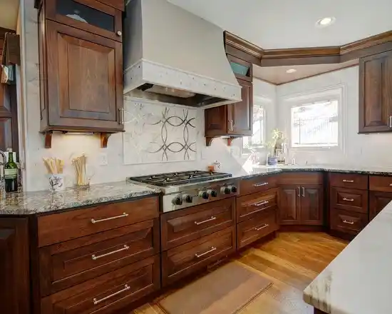 Ceviz Rengi Dolaplar ile Dekorasyonda Doğallık ve Şıklık Yaratın