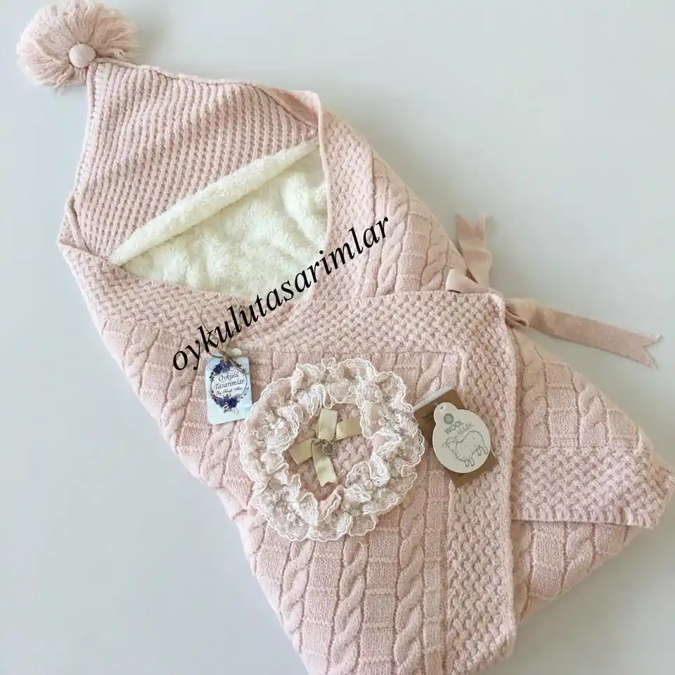 Çocuk Odalarında Sıcaklık ve Şıklık İçin Kundak Battaniyesi Kullanımı