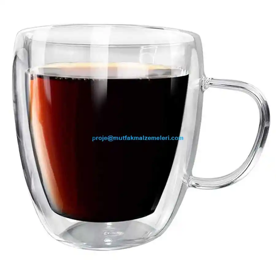 Dekorasyonda Yenilik: Kulplu Bardaklarla Şıklık ve İşlevselliği Bir Arada Yakalayın