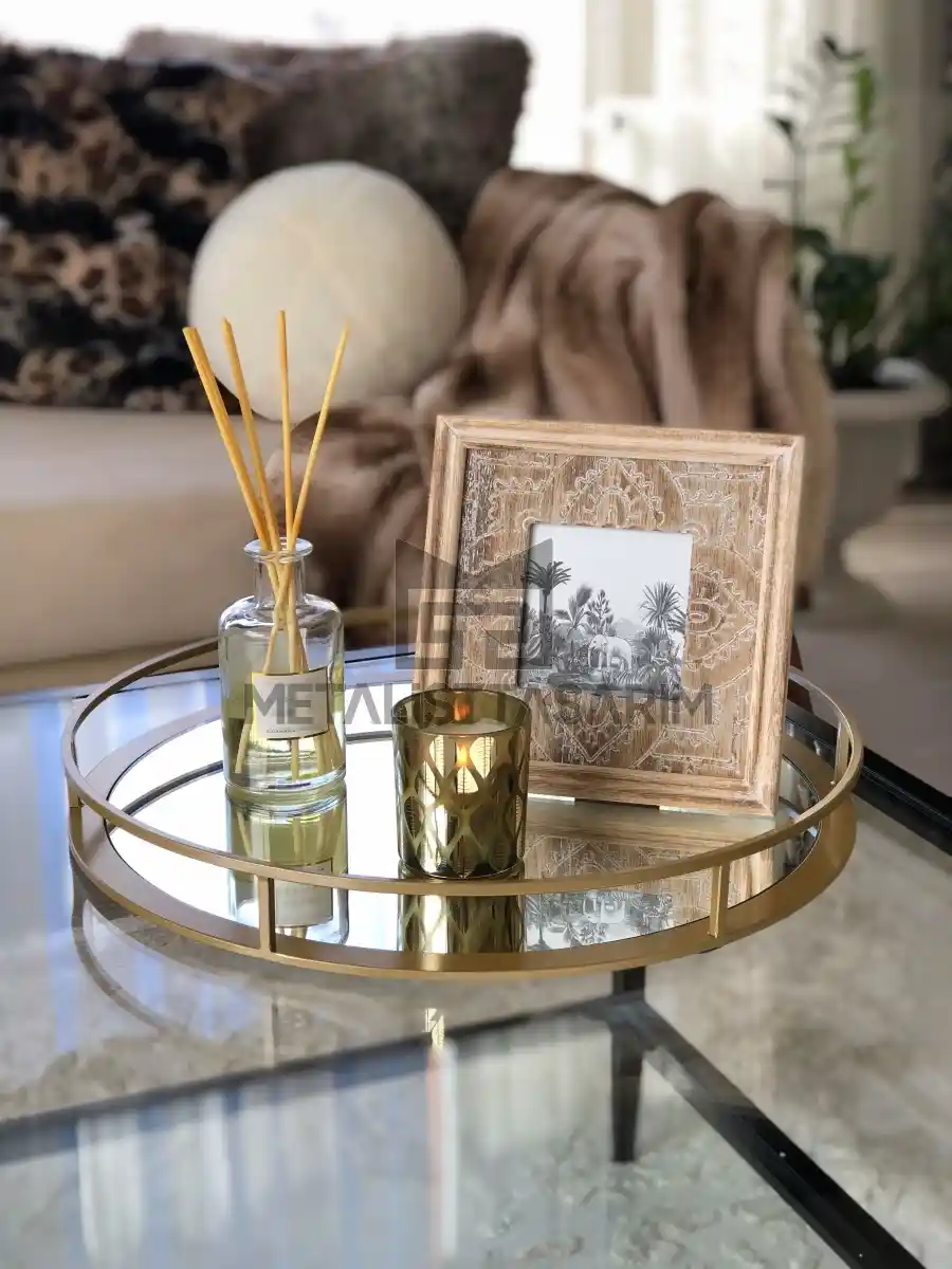 Dekoratif Aynalı Tepsilerle Ev Dekorasyonunda Şıklık ve İşlevselliği Birleştirin