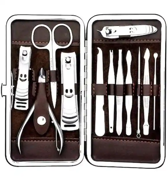 Dekoratif ve Fonksiyonel Manikür Pedikür Setleri ile Ev Dekorasyonunuza Şıklık Katın