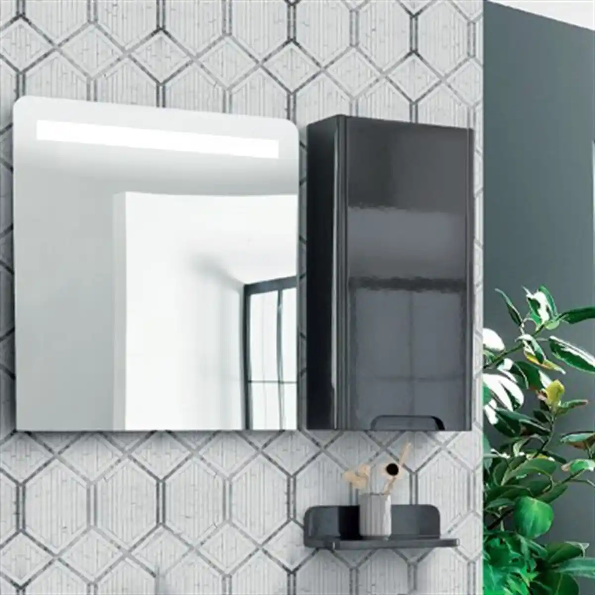 Dolaplı Banyo Aynası: Modern Tasarım ve Fonksiyonelliğin En İyi Buluşması