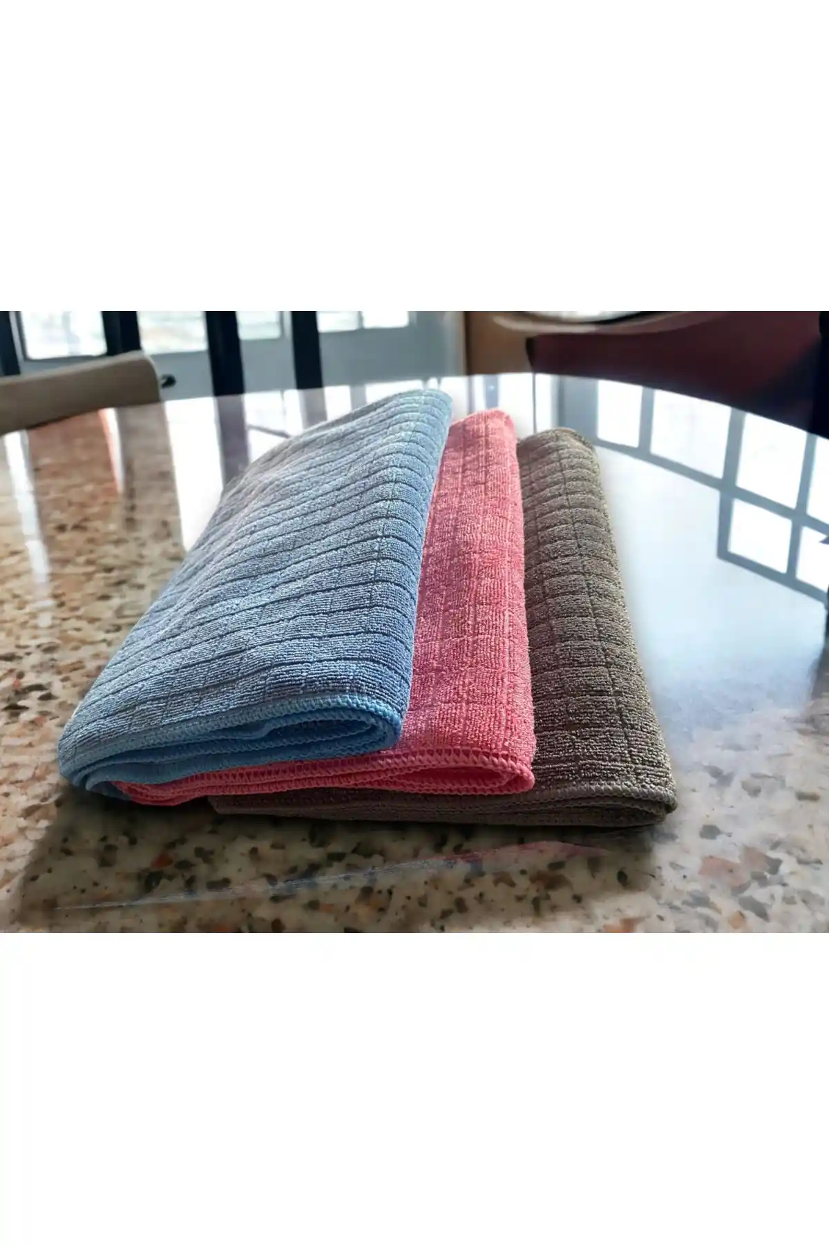 Duvar Temizliği İçin En Uygun Bez ve Temizlik Yöntemleri Rehberi