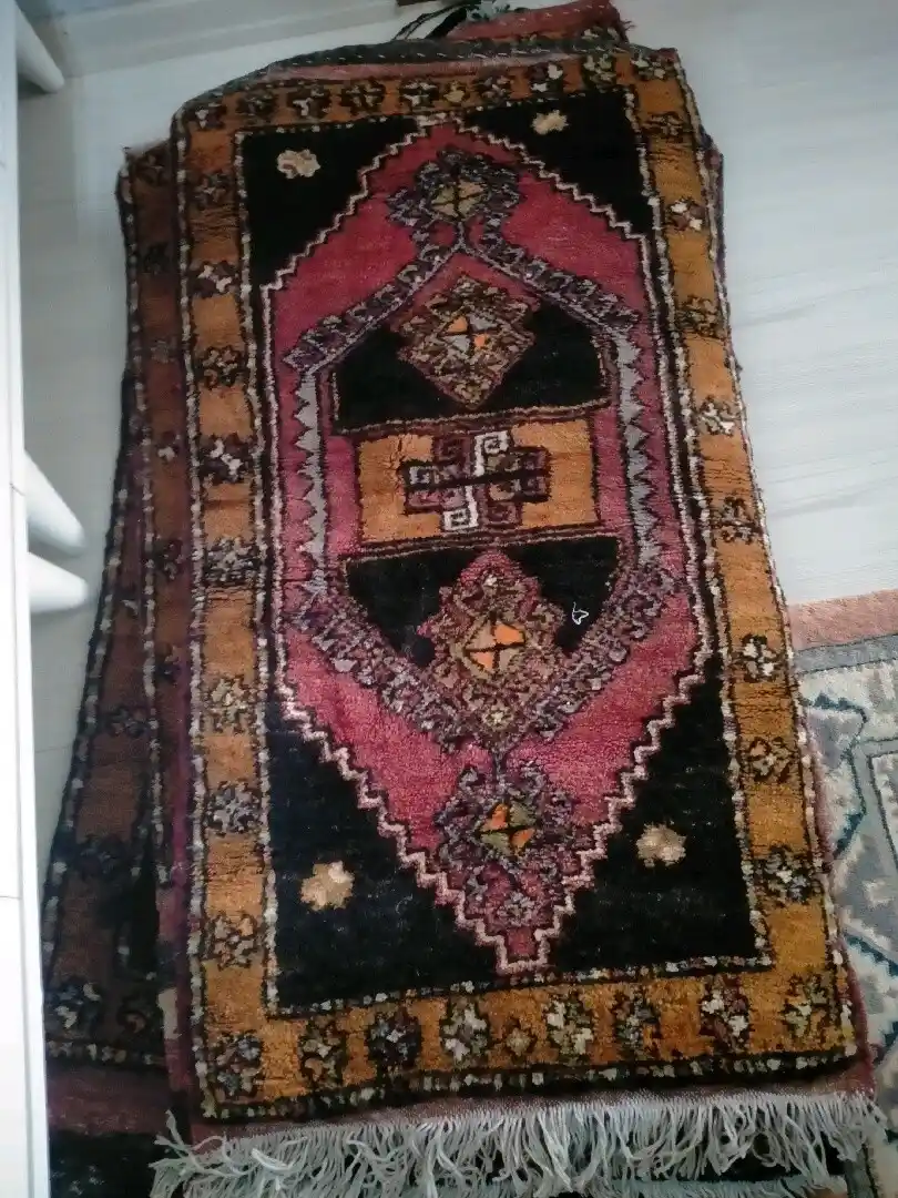 El Dokuma Halı Yastık Fiyatları ve Dekorasyonda Kullanım İpuçları