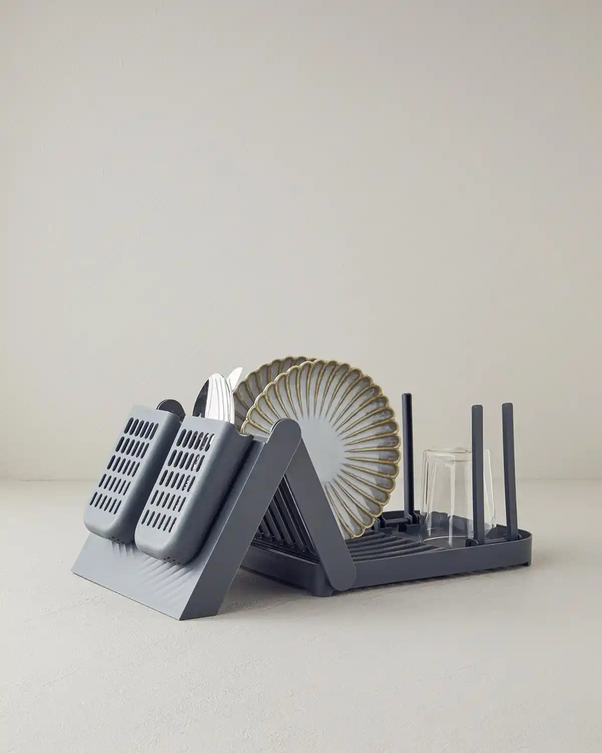 English Home Bulaşık Sepetleri ile Modern ve Şık Mutfak Dekorasyonu Çözümleri