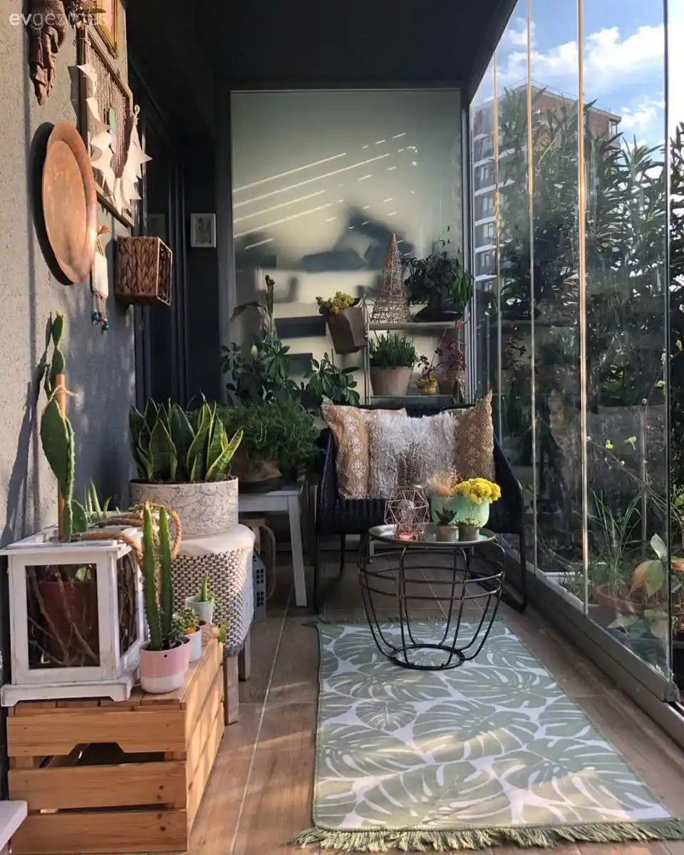 Ev Balkon Dekorasyonu İçin Modern ve İşlevsel Tasarım Önerileri