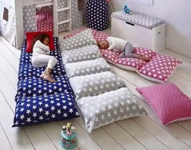 Evde Kendin Yap Yer Minderleri ile Dekorasyonda Konfor ve Şıklık Yaratın