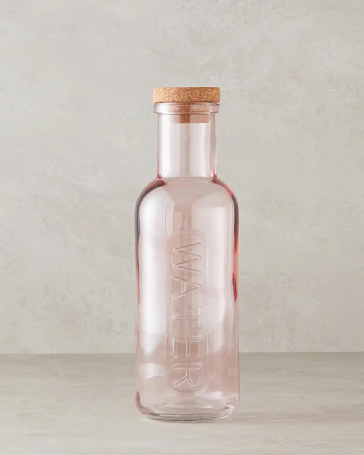 Evde Su Şişesi Dekorasyonu Fikirleri Sürdürülebilir ve Yaratıcı Bir Dokunuş