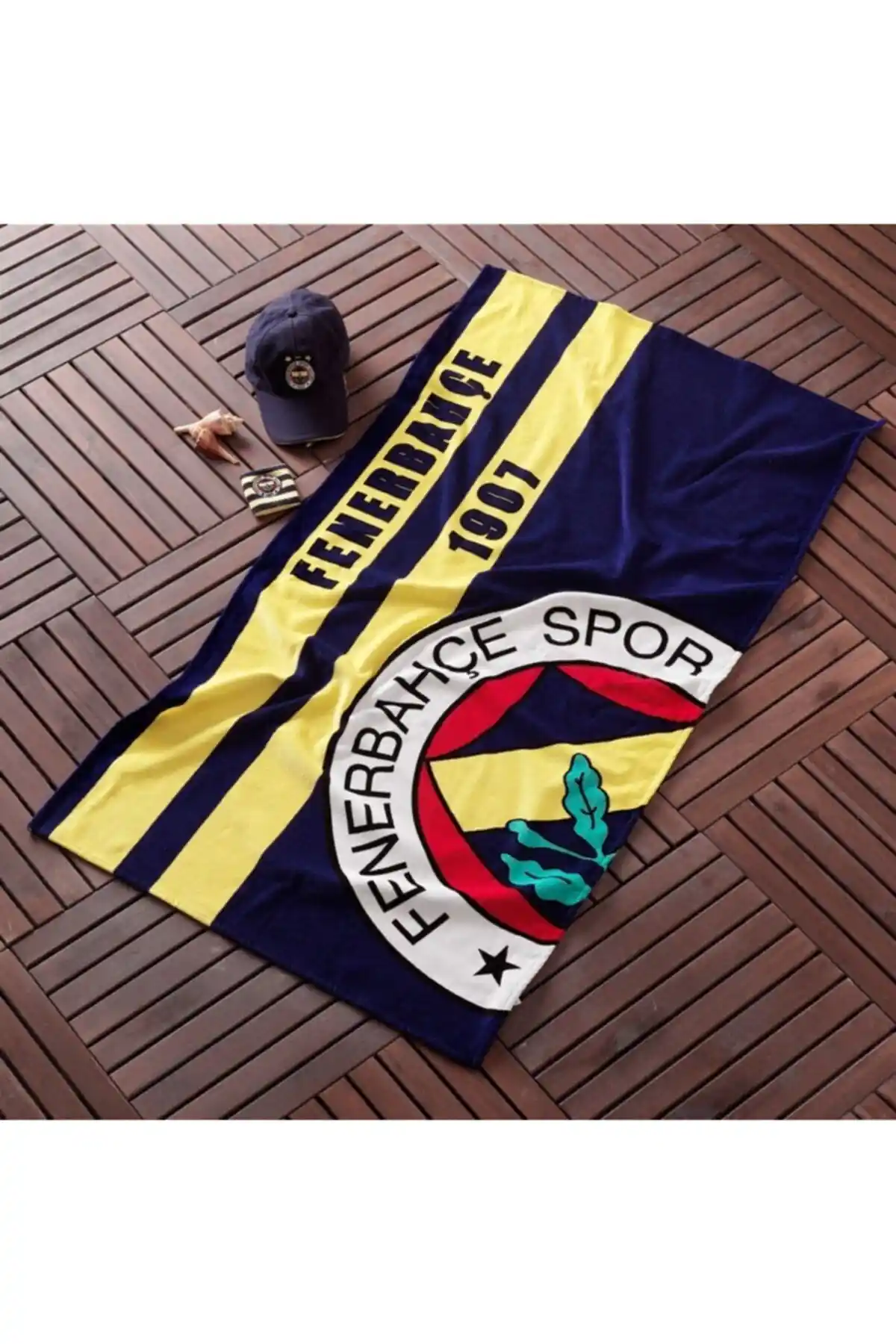 Fenerbahçe Plaj Havlusu ile Spor ve Şıklığın Modern Dekorasyondaki Yeri