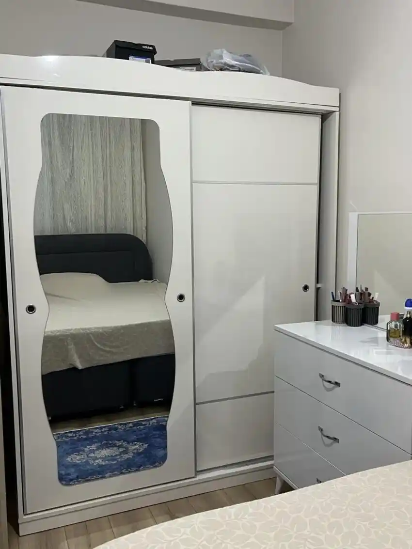 Gardrop ve Şifonyer Seçiminde Dekorasyon ve Fonksiyonellik İpuçları