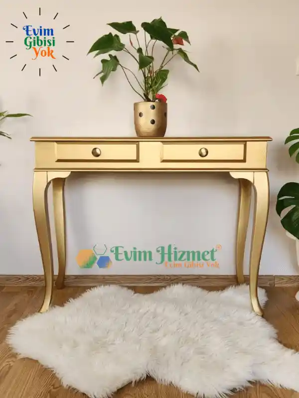 Gold Dresuar ile Dekorasyonda Zarafet ve Şıklık Yaratmanın Yolları