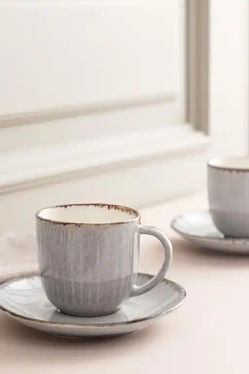 Gri Kahve Fincanı ile Modern ve Şık Dekorasyon Çözümleri Rehberi