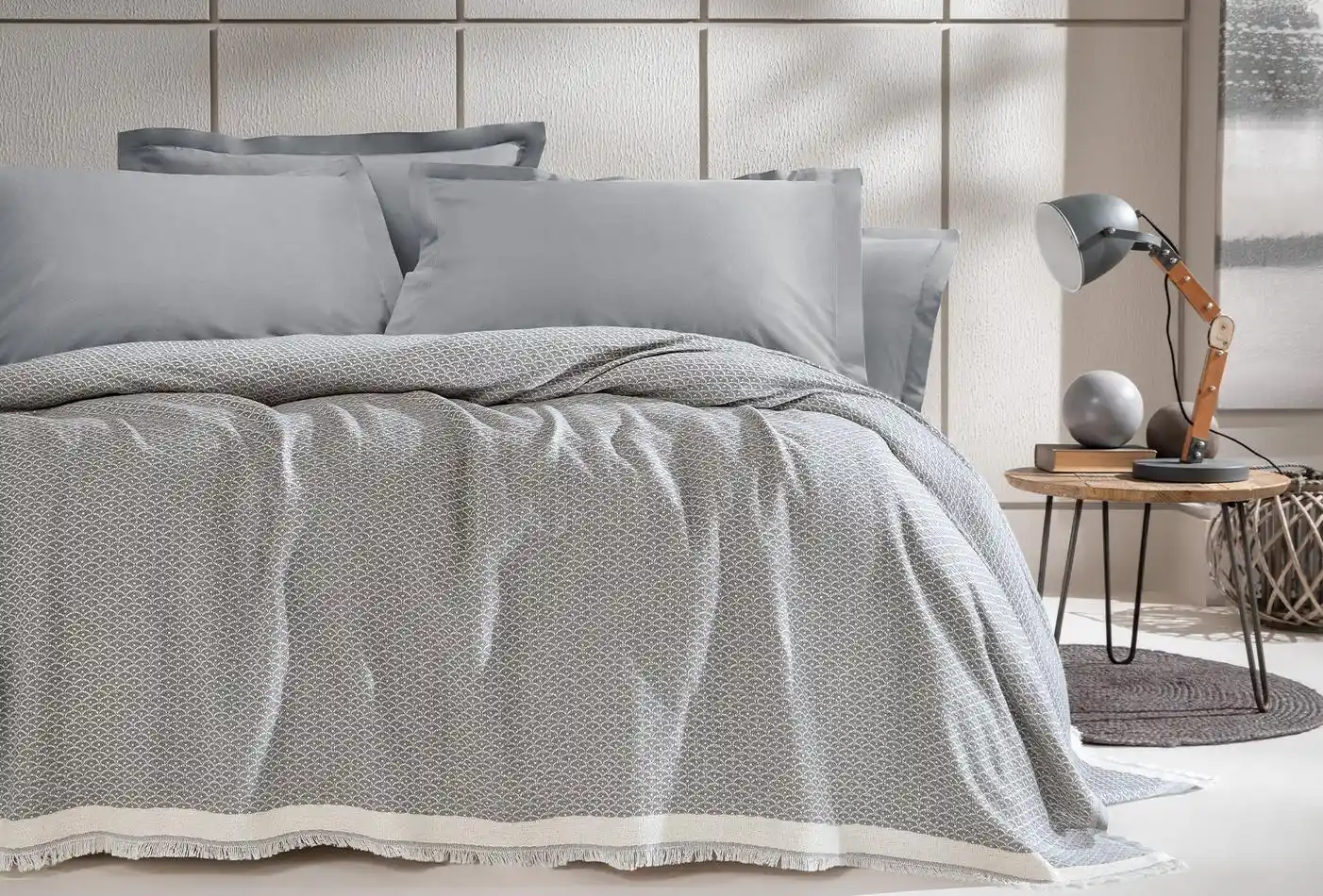 Gri Pike ile Modern ve Zarif Dekorasyon İçin Stil ve Uyum Rehberi