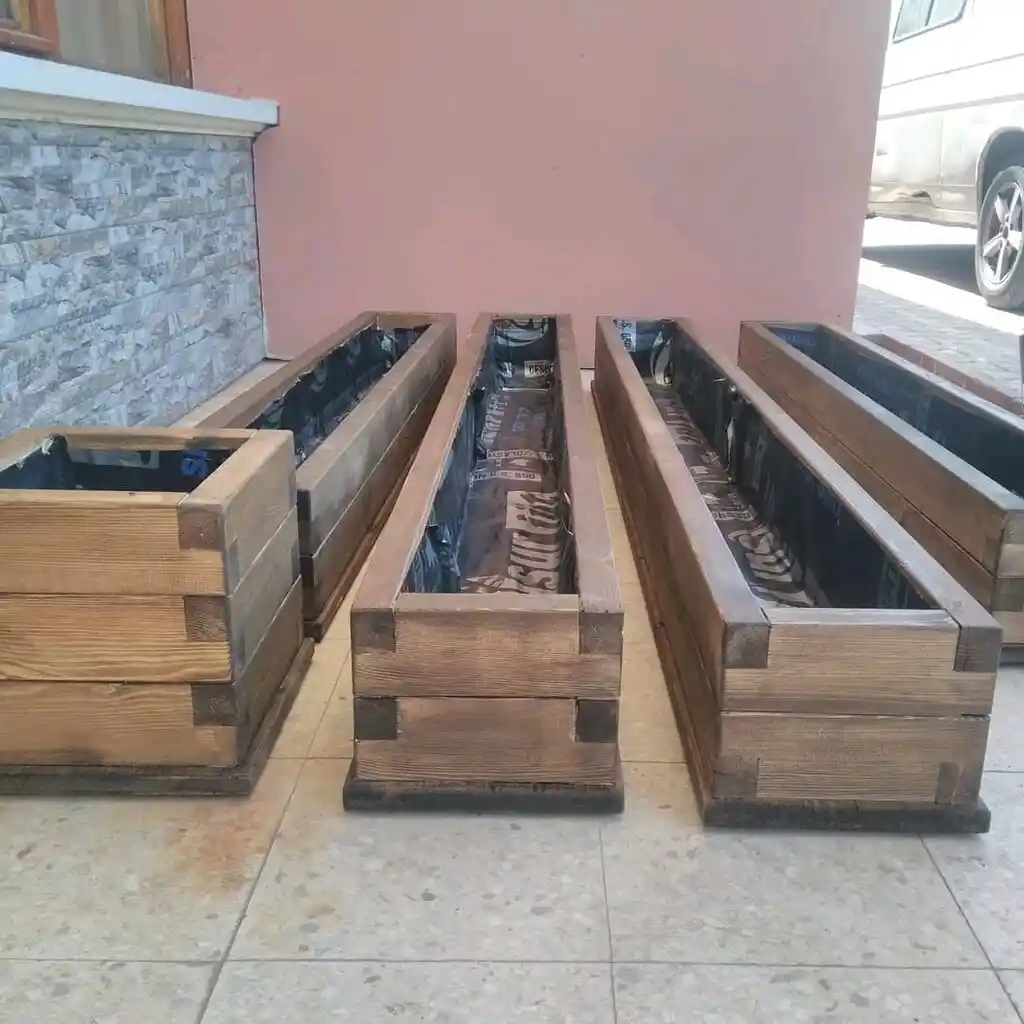 İkinci El Ahşap Saksılarla Doğal ve Şık Dekorasyon Fikirleri