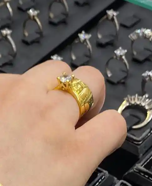 İmitasyon Alyanslar Dekorasyon ve Moda İçin Ekonomik ve Şık Alternatifler