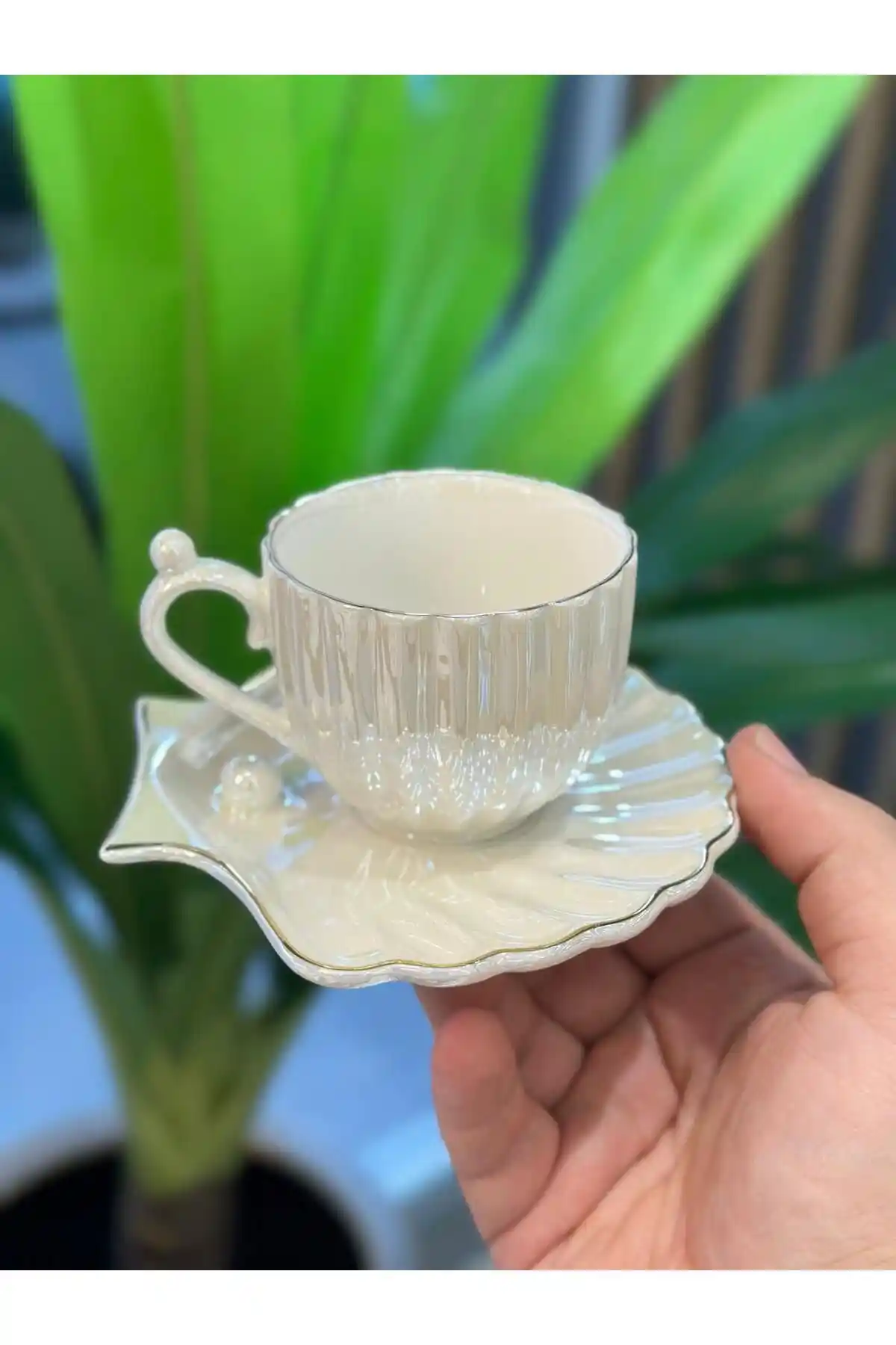 İnci Kahve Fincanı ile Mekânınıza Zarif ve Şık Dekorasyon Dokunuşları