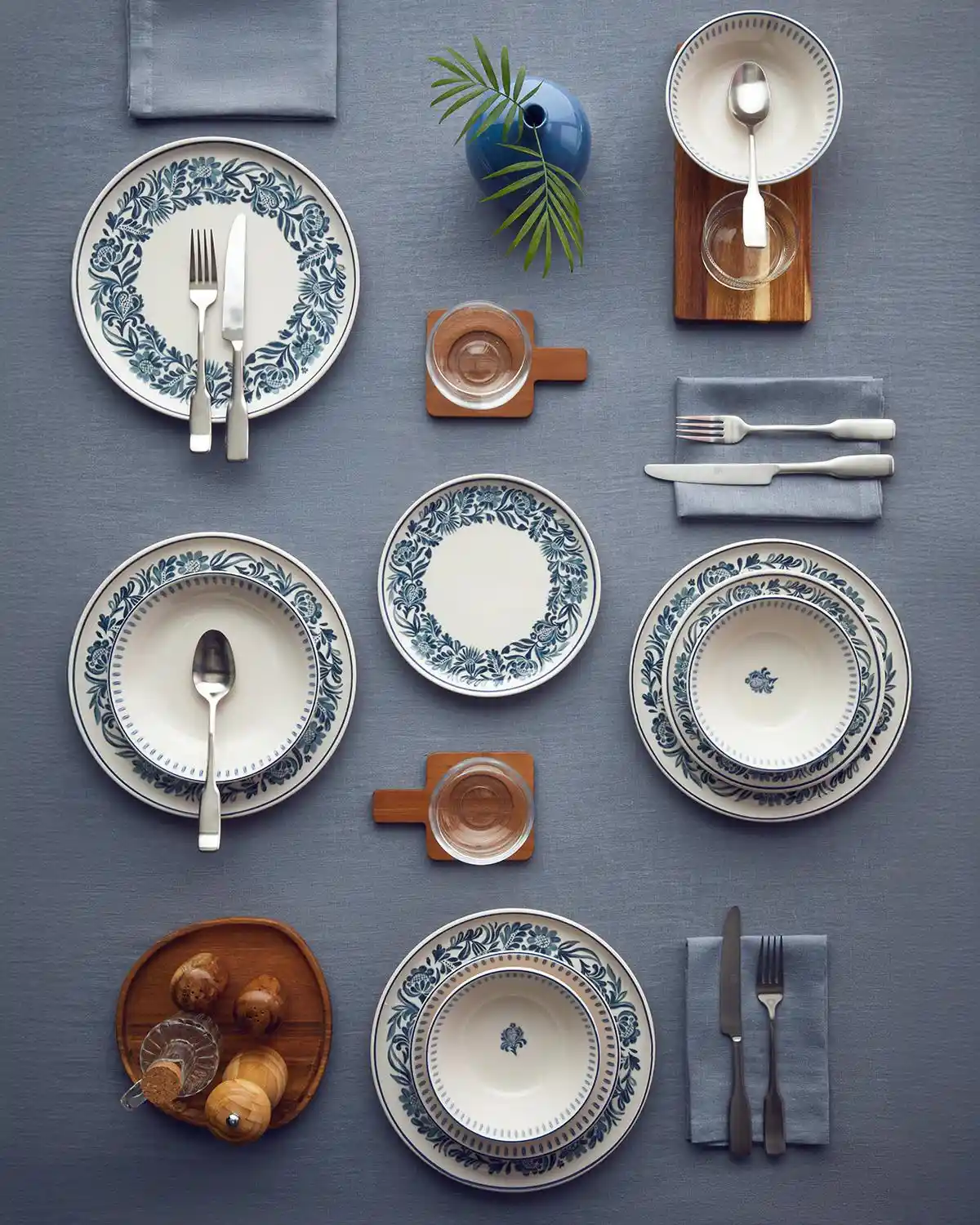 İngiliz Tarzı Yemek Takımı ve Dekorasyon Trendleriyle Zarif İç Mekanlar Yaratın