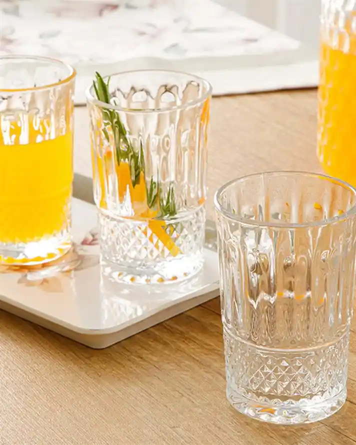 İngiliz Tarzında 6'lı Su Bardağı ile Dekorasyonunuzu Zenginleştirin