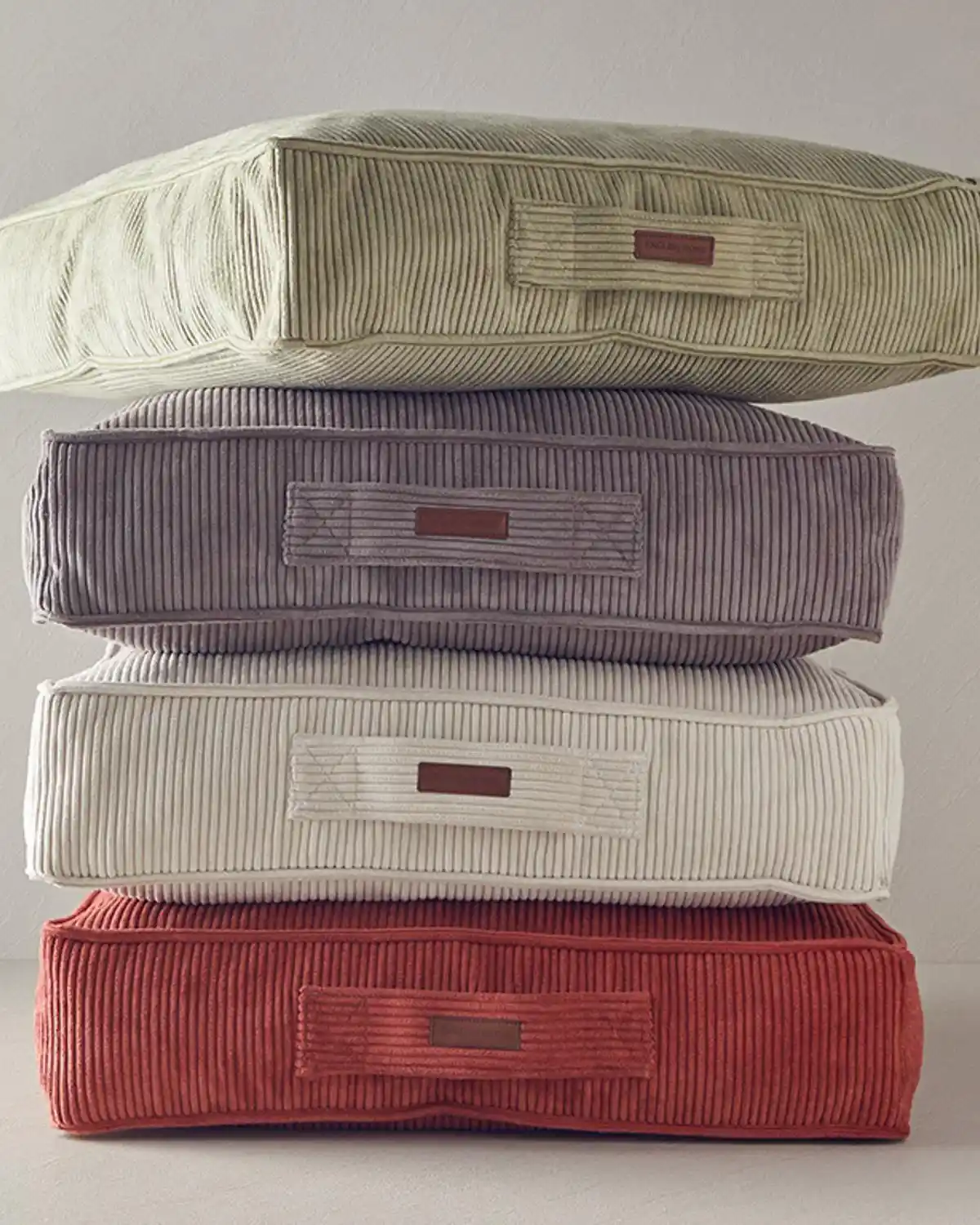 İngilizce Ev Bakımı ve Dekorasyon Trendleri: Modern Yaşamda Fonksiyonellik ve Estetik