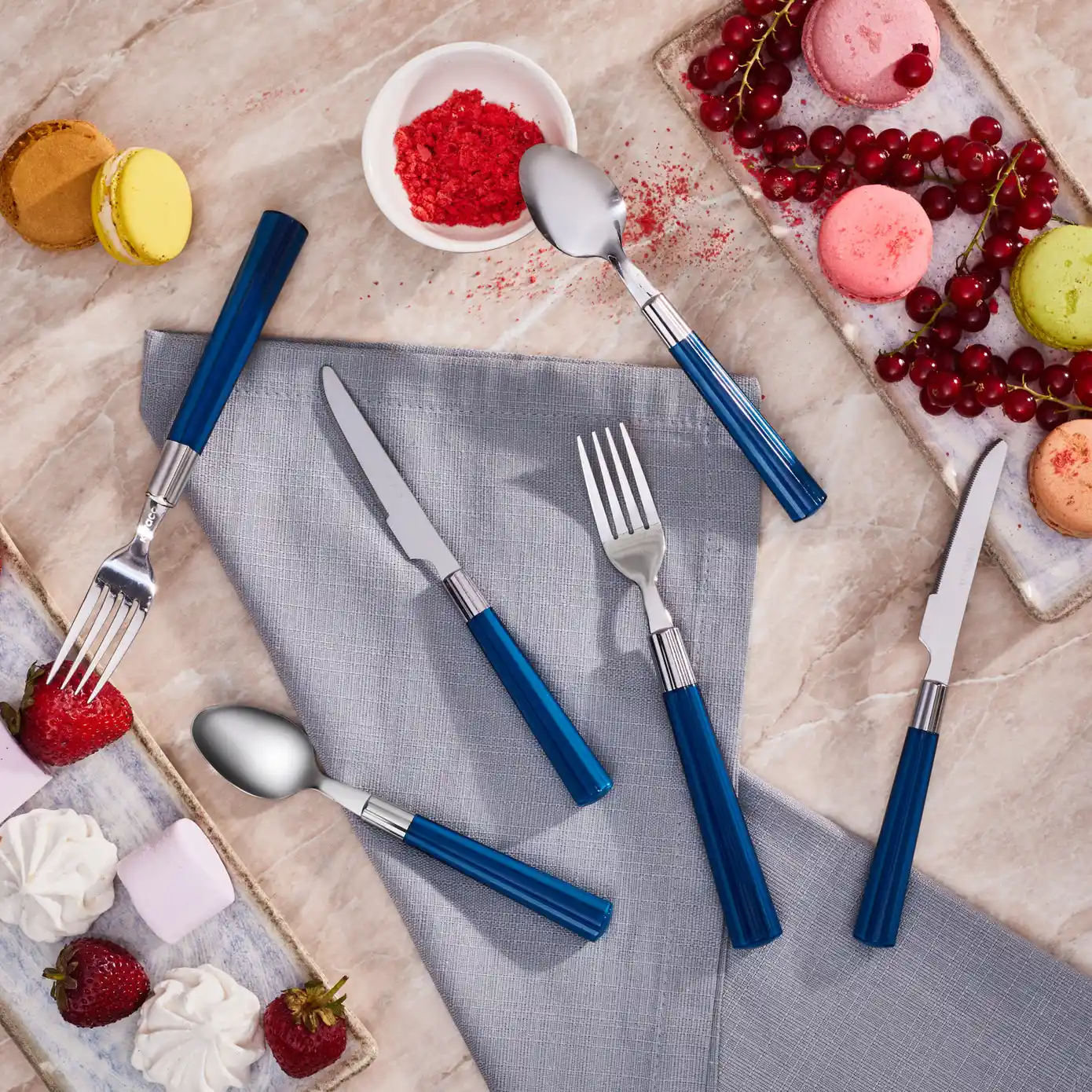 Kahvaltılık Çatal Bıçak Setleri Dekorasyonda Şıklık ve İşlevsellik Sağlayan Seçenekler