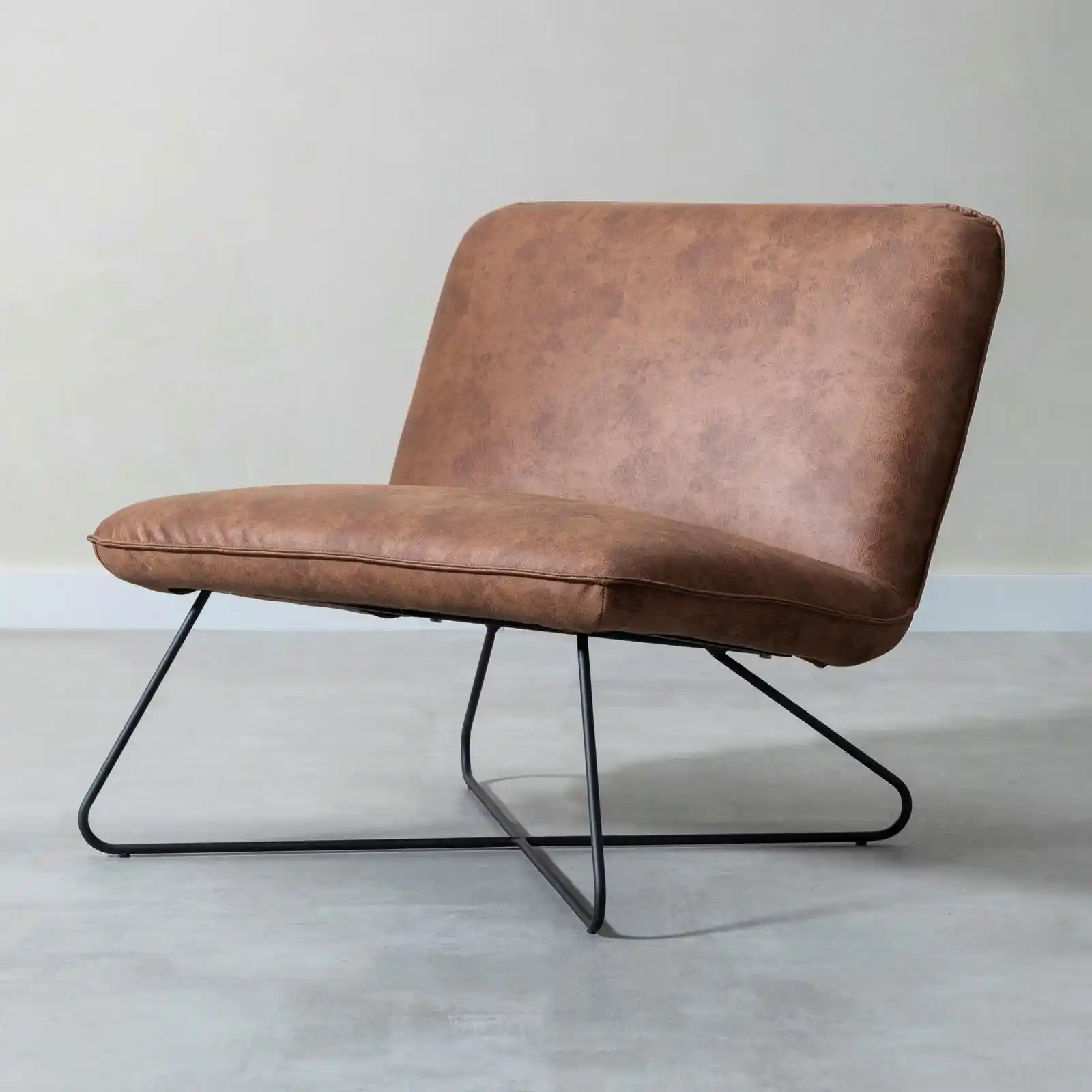 Kahverengi Berjerlerle Dekorasyonda Sıcaklık ve Şıklık Yaratmanın Yolları