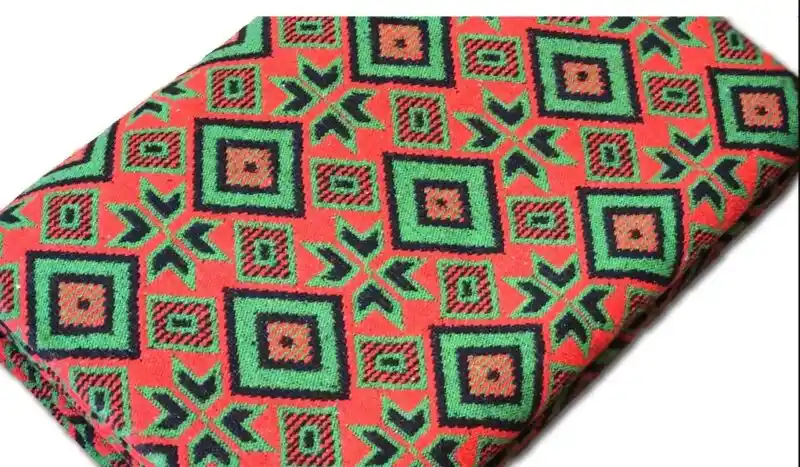 Kalın Kilimlerle Dekorasyonda Şıklık ve Konforun En İyi Yolu