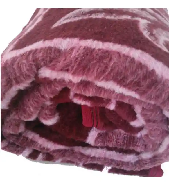 Kaliteli Battaniyelerle Ev Dekorasyonunuza Şıklık ve Konfor Katın