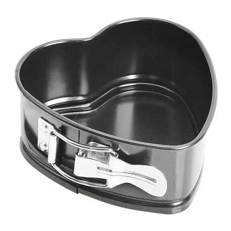 Kalp Kek Kalıbıyla Dekorasyonda Sevgi ve Estetiği Birleştiren Yaratıcı Fikirler