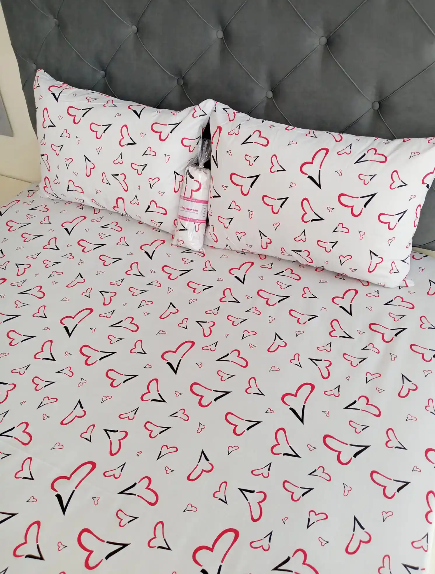 Kalpli Çarşaf ile Dekorasyonda Romantizm ve Şıklık Yaratma Rehberi