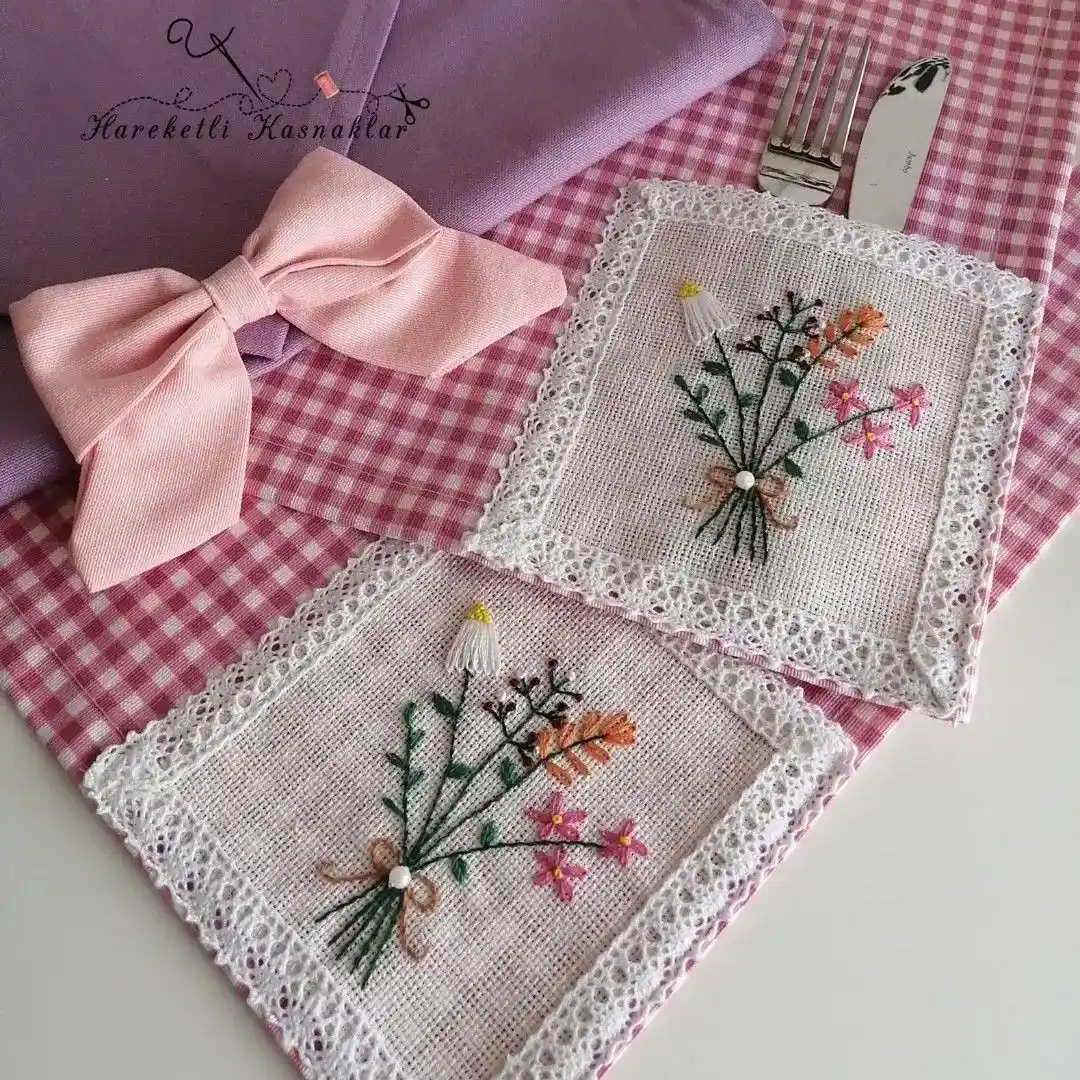 Kanaviçe Amerikan Servis Modelleriyle Dekorasyonda Zarafet ve Şıklık Yaratın