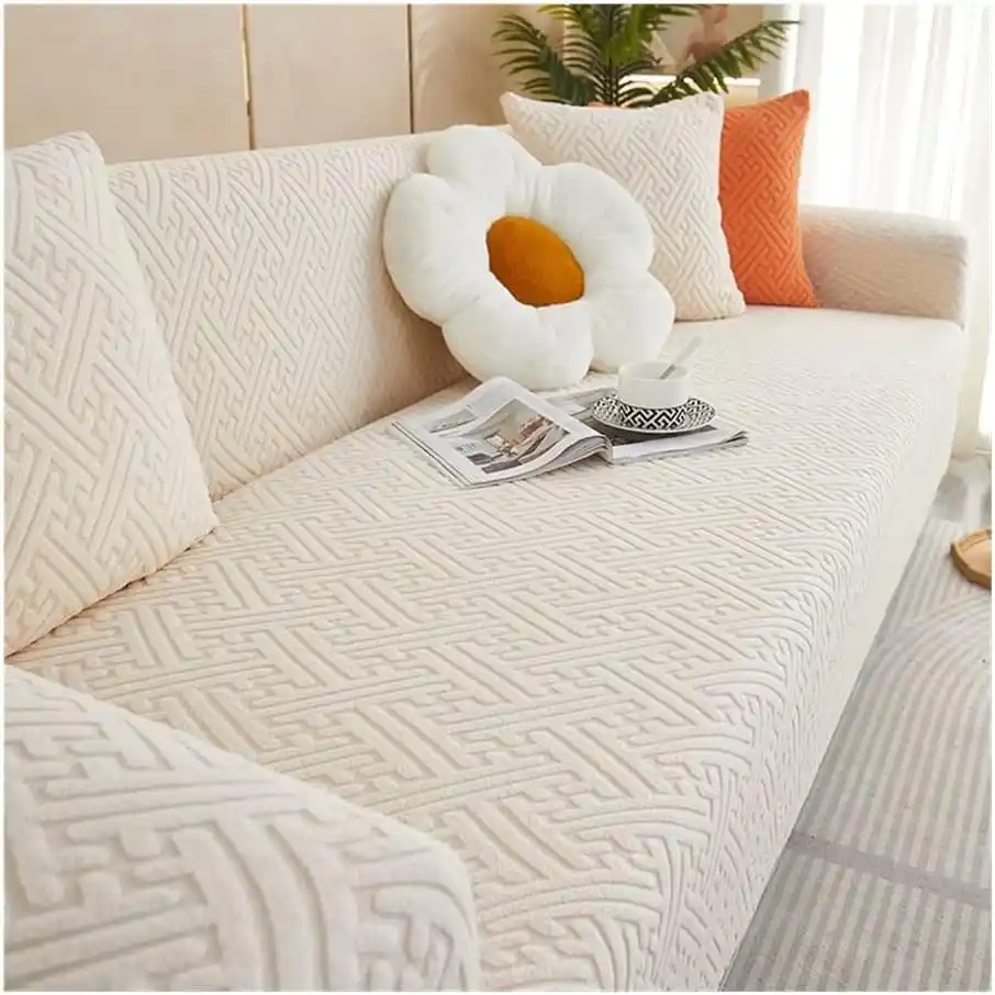 Kanepe Örtüleriyle Dekorasyonunuzu Yenilemenin Pratik ve Şık Yolları