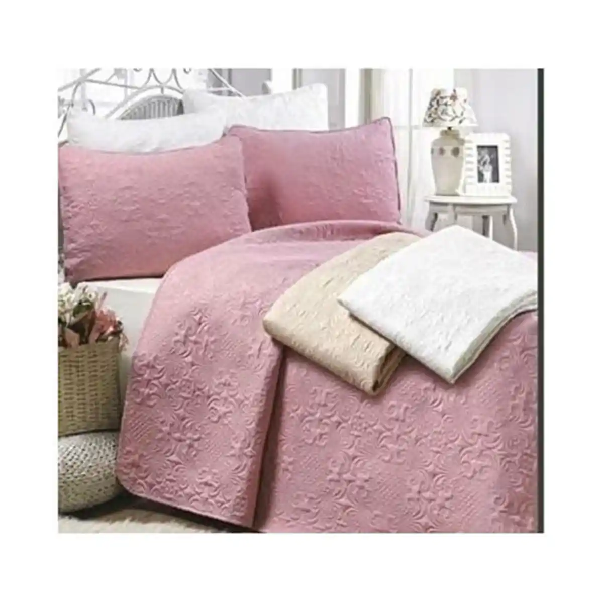 Kapitone Pike Takımı ile Yatak Odasında Şıklık ve Konforun Mükemmel Uyumu