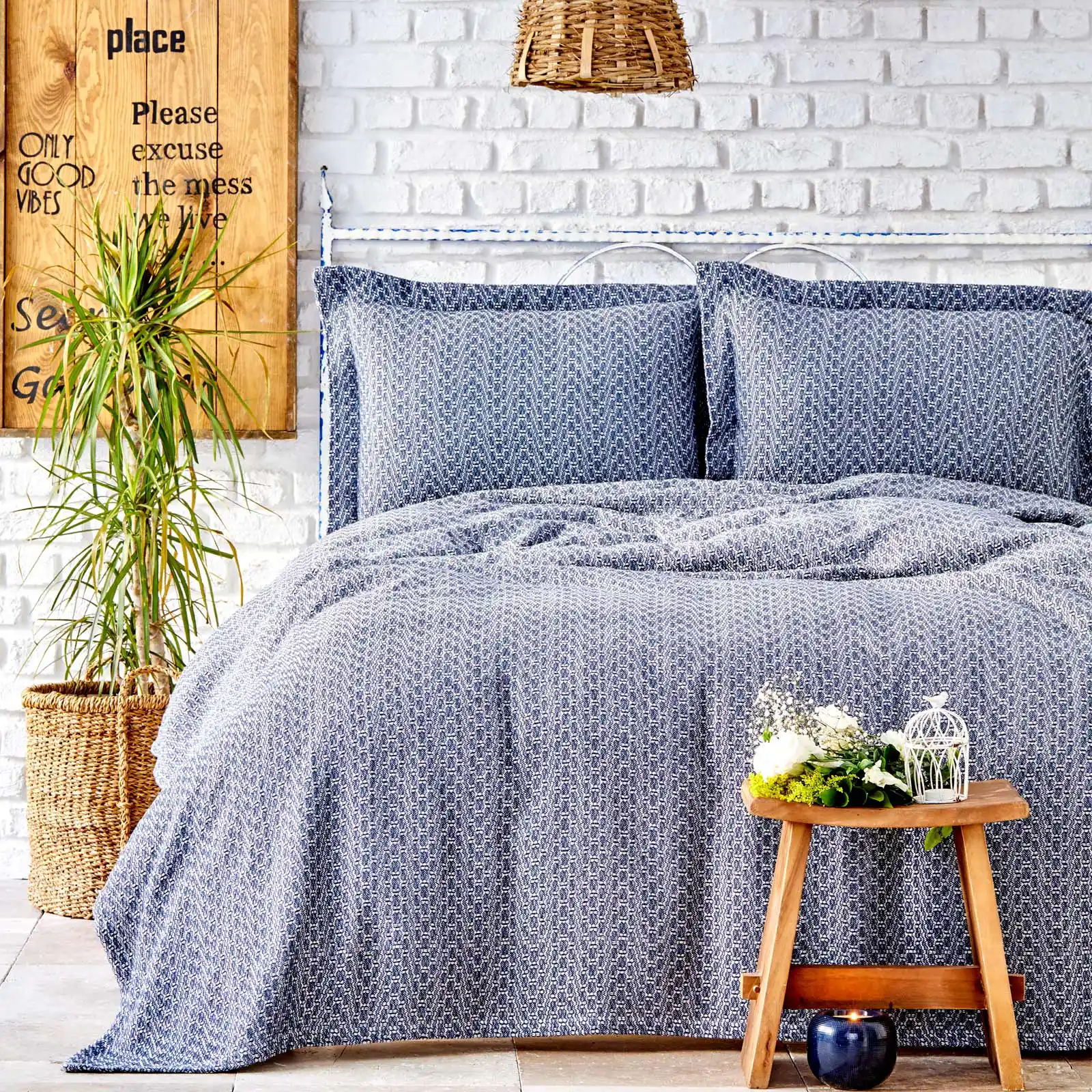 Karaca 4 Mevsim Pike Takımı ile Yatak Odasında Şıklık ve Konforun Buluşması