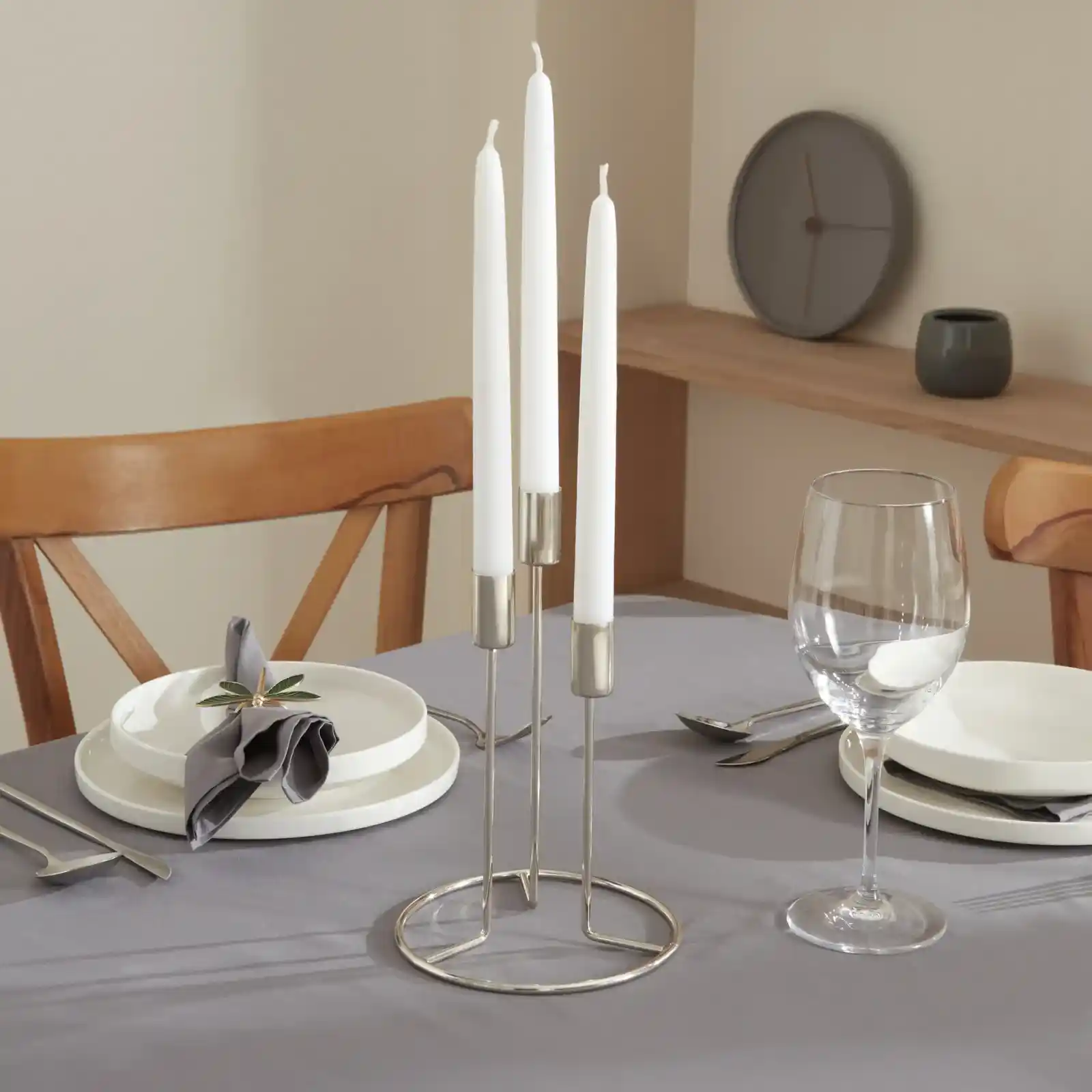 Karaca Home Şamdanlar: Modern ve Klasik Tasarımlarla Dekorasyonunuza Şıklık Katın