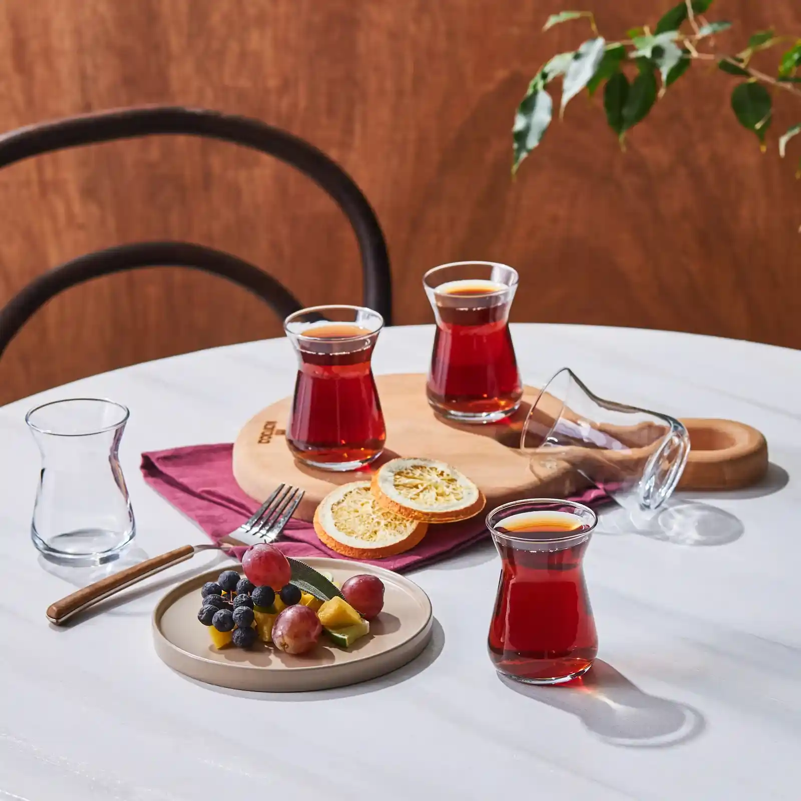 Karaca İrem Çay Bardağıyla Şıklık ve Fonksiyonelliği Bir Arada Yakalayın